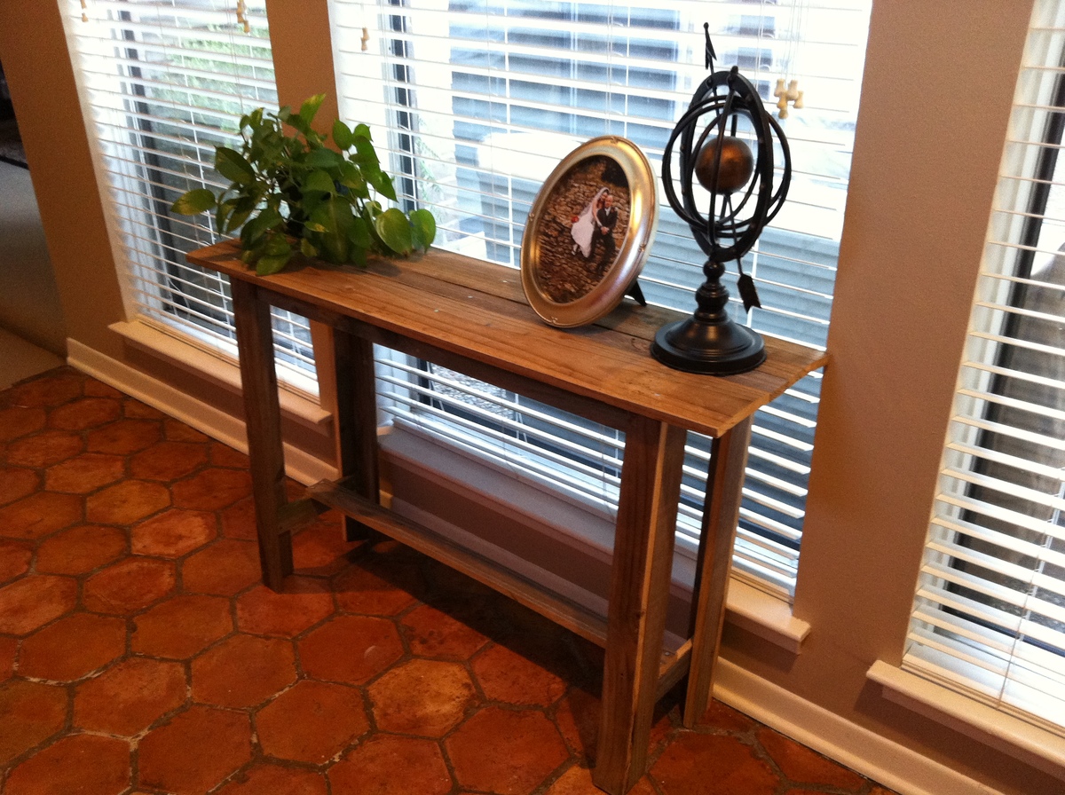 Ana White Simple, cheap, easy and FREE console table DIY Projects